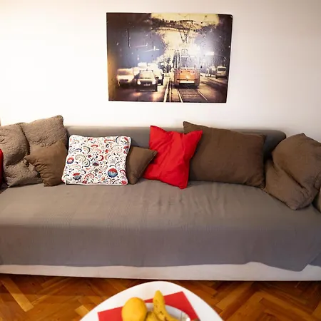 Gallery Flat In Party District Апартаменты Будапешт