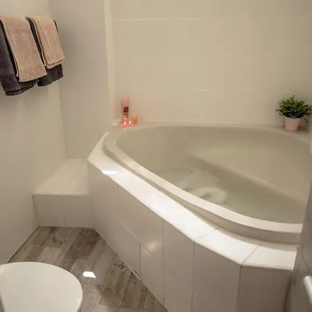 Διαμέρισμα Gallery Flat In Party District