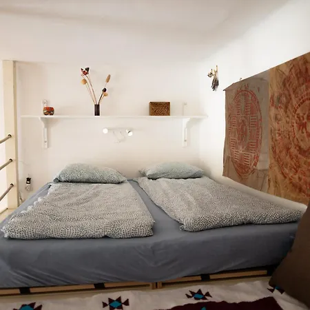 Διαμέρισμα Gallery Flat In Party District *