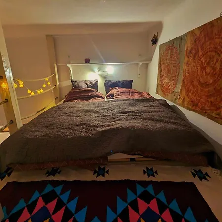 شقة Gallery Flat In Party District *